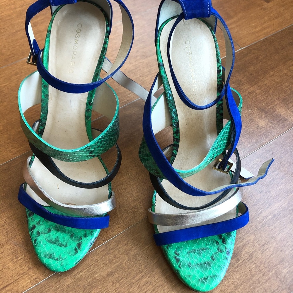 Gorgeous Cosmoparis sandals